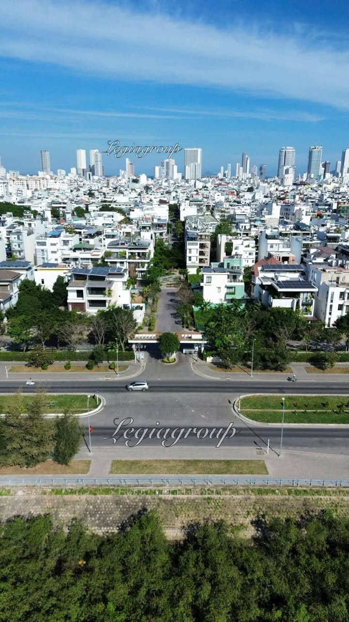 Lô đất Villa biệt lập Đường V1, Phước Hải, Nha Trang 330m² - Giá chỉ 23.76 tỷ!