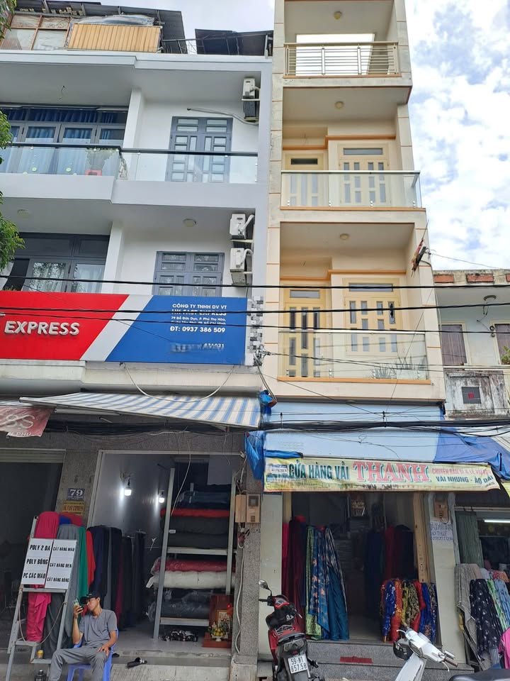 Mặt tiền Đỗ Đức Dục, Phú Thọ Hòa, Tân Phú 39.2m² giá 10 tỷ - Kinh doanh sầm uất ngay trung tâm!