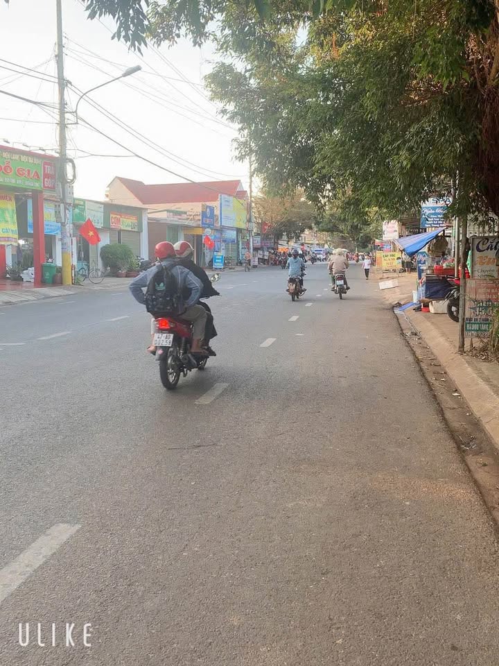 Bán đất mặt tiền kinh doanh xã Ea Kao 94m² giá 4.6 tỷ - Thương lượng ngay!