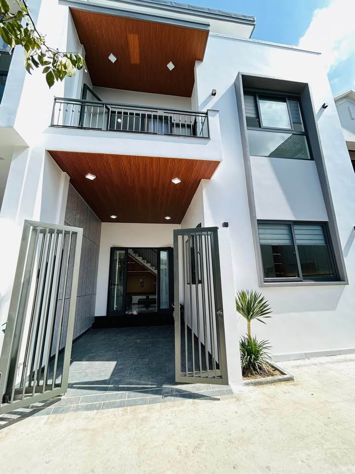 Nhà phố Xóm 5 Lại Thế, Huế 70m² giá 3.08 tỷ - Đón Tết ngay!