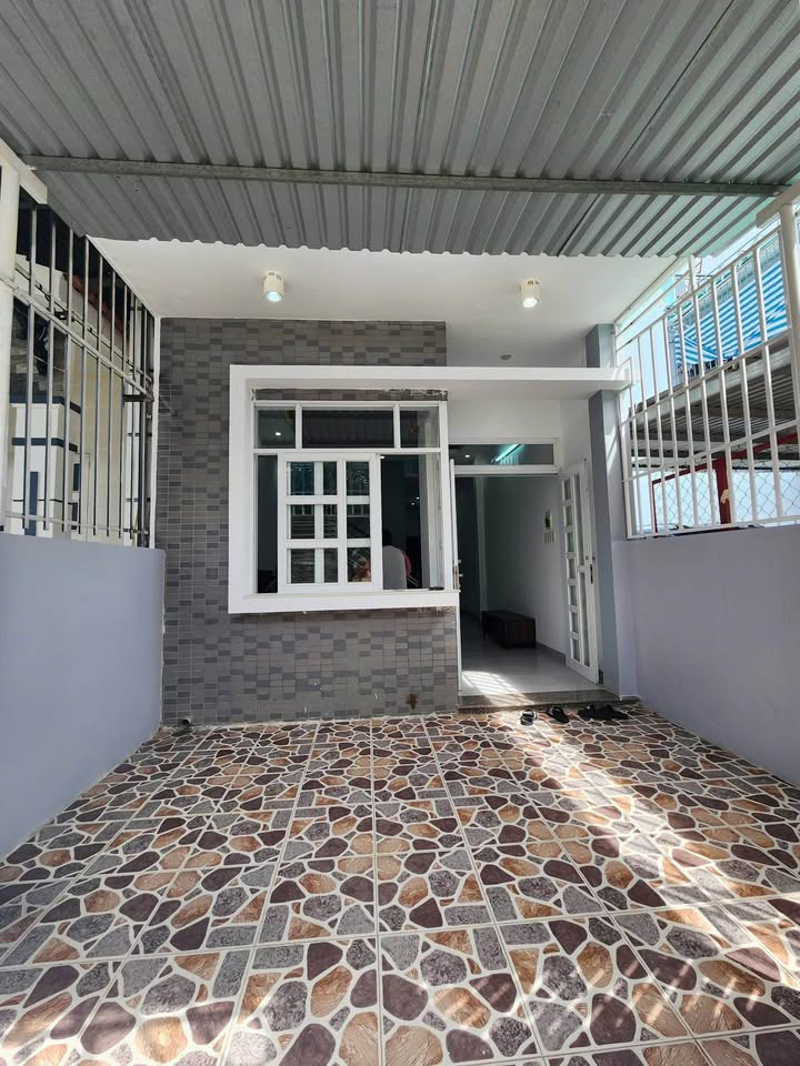 Nhà nguyên căn cho thuê tại Lương Định Của, Nha Trang - Nội thất đầy đủ chỉ 6,5 triệu/tháng!