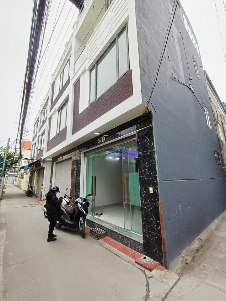 Nhà lô góc 4 tầng Đằng Hải 42m² giá 2.99 tỷ - Ô tô đỗ cửa, tiện ích đầy đủ!