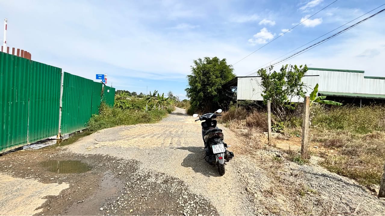 Đất mặt tiền đường Nguyễn Bá Ngọc, TP Bảo Lộc 2.900m² giá 5.5 tỷ - Đầu tư sinh lời!