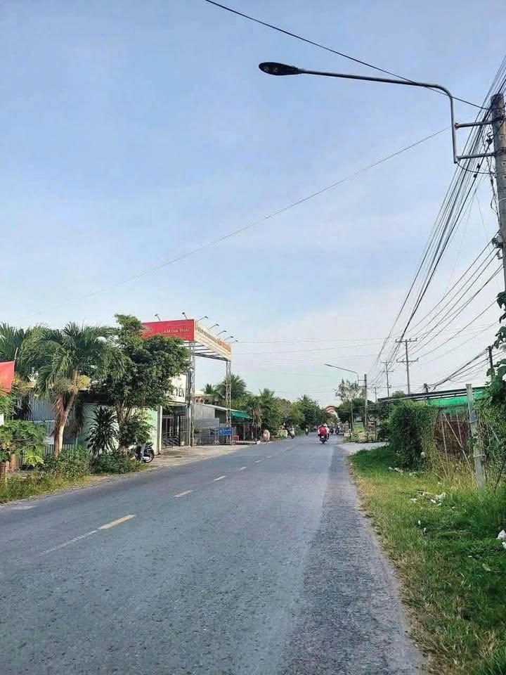 Cần bán cây xăng mặt tiền Quốc lộ 887, 700m² giá 7.8 tỷ - Đầu tư sinh lời ngay!