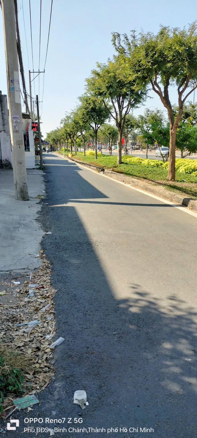 Nhà mặt tiền Lê Minh Xuân, 61m², giá 1,7 tỷ - Vị trí đắc địa, thương lượng nhẹ!