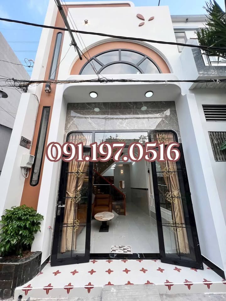 Nhà 4x11m, 2 Phòng Ngủ, 2 Vệ Sinh - Hóc Môn 2.05 tỷ, Vị Trí Đẹp Gần Chợ