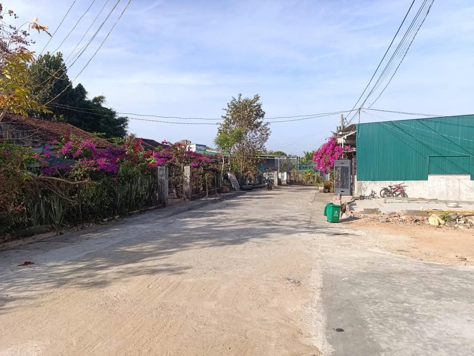 Đất thổ cư 215m² Phường Đoàn Kết, Buôn Hồ giá chỉ 700 triệu - Cơ hội đầu tư sinh lời ngay!