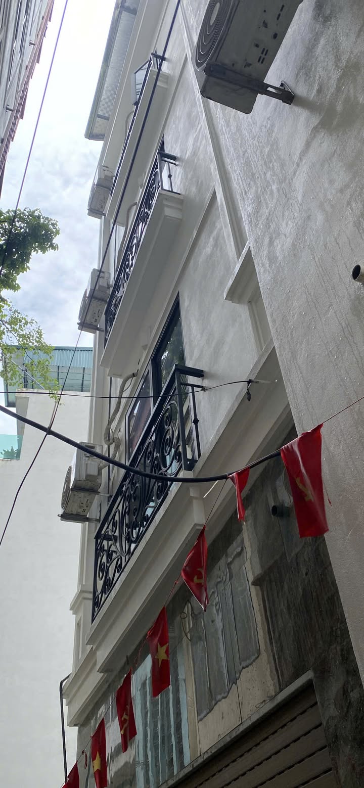 Nhà riêng Yên Vĩnh, 37m², 4 tầng - Dân trí cao, giao thông thuận tiện!