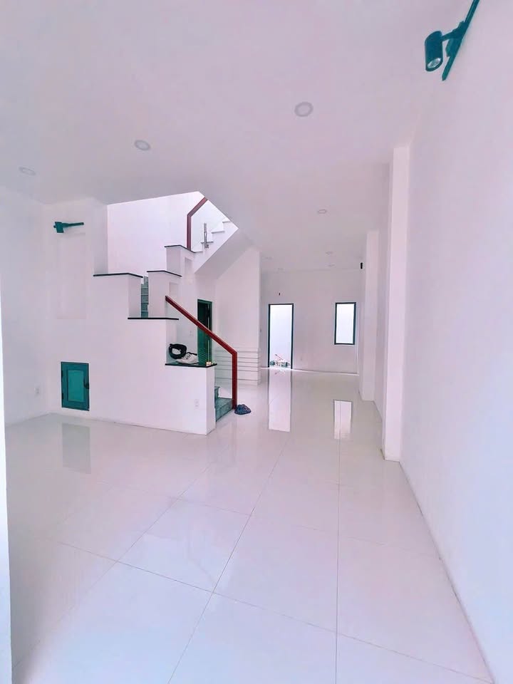 Townhouse 3 tầng tại Phường Bình Chiểu, Thủ Đức 52m² giá 4.5 tỷ - Nhà mới đón Tết!