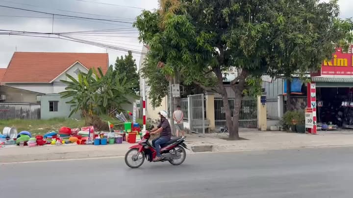 Đất mặt tiền đường Tỉnh 832 Nhựt Chánh 840m² giá 600 triệu - Vị trí đẹp, tiềm năng lớn!