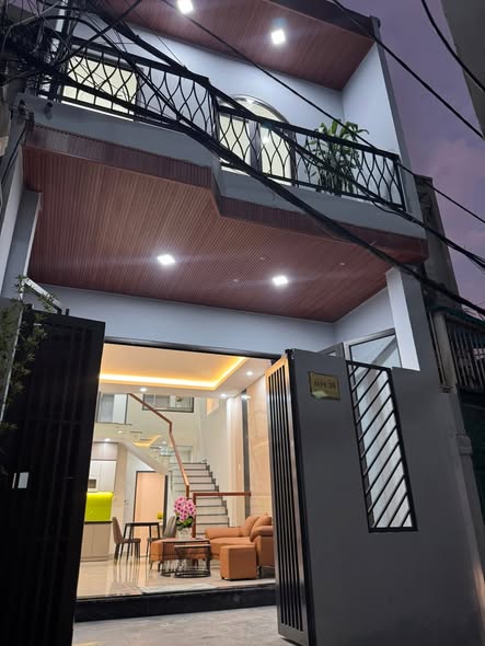 Nhà phố 149 Lê Đình Lý, Hải Châu, 56m² giá 4.65 tỷ - Nhà mới, nội thất đầy đủ!