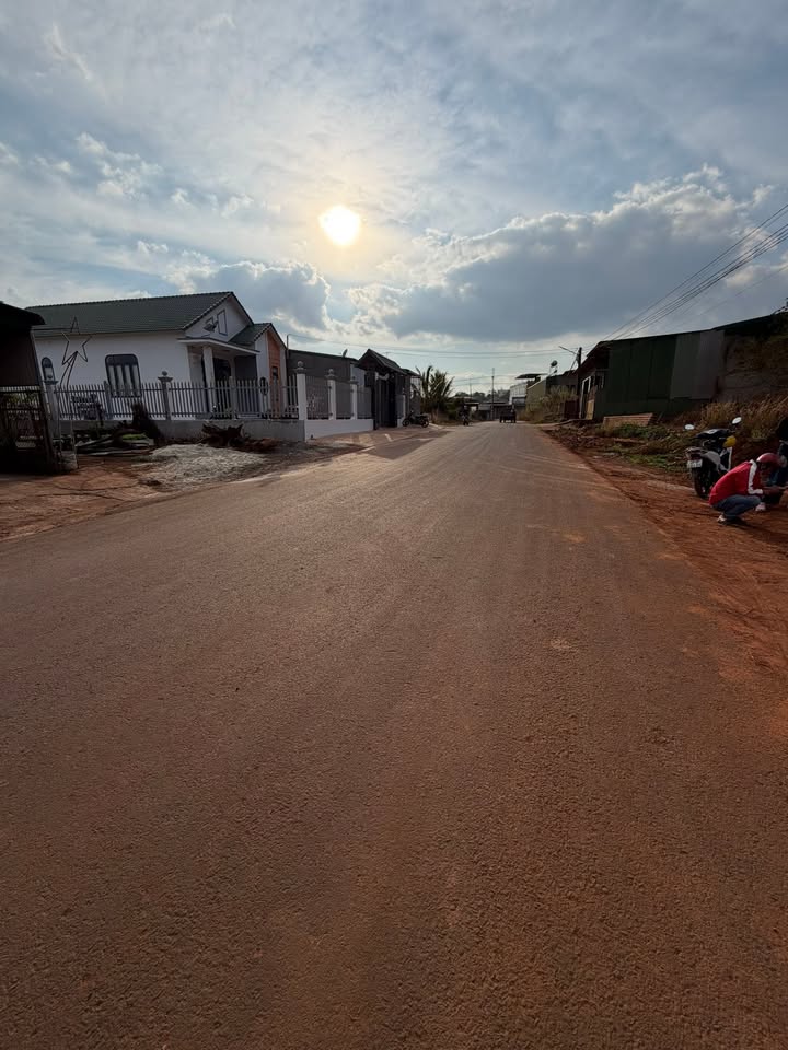 Đất nền xã Đắk N'Dung 450m² giá 6.3 tỷ - Pháp lý rõ ràng, sẵn sàng giao dịch!