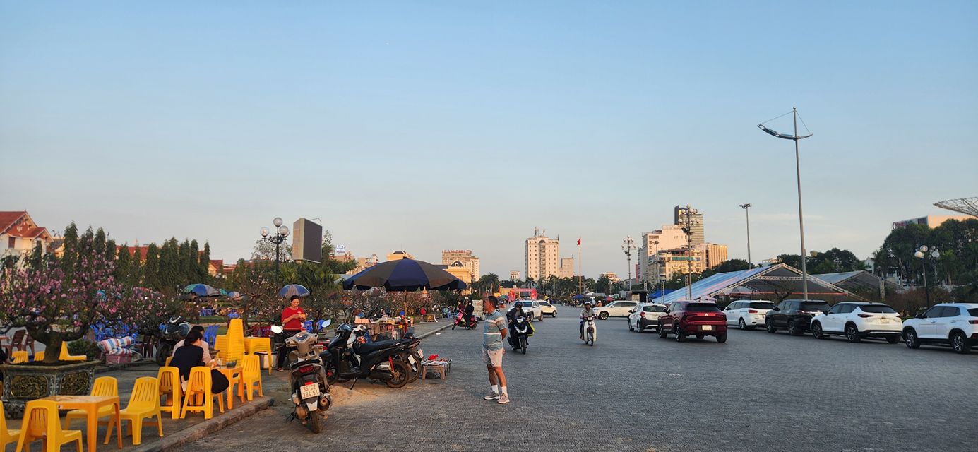 Nhà mặt phố Nguyễn Trãi - Phú Sơn 120m² giá 5.5 tỷ - Kinh doanh sầm uất!