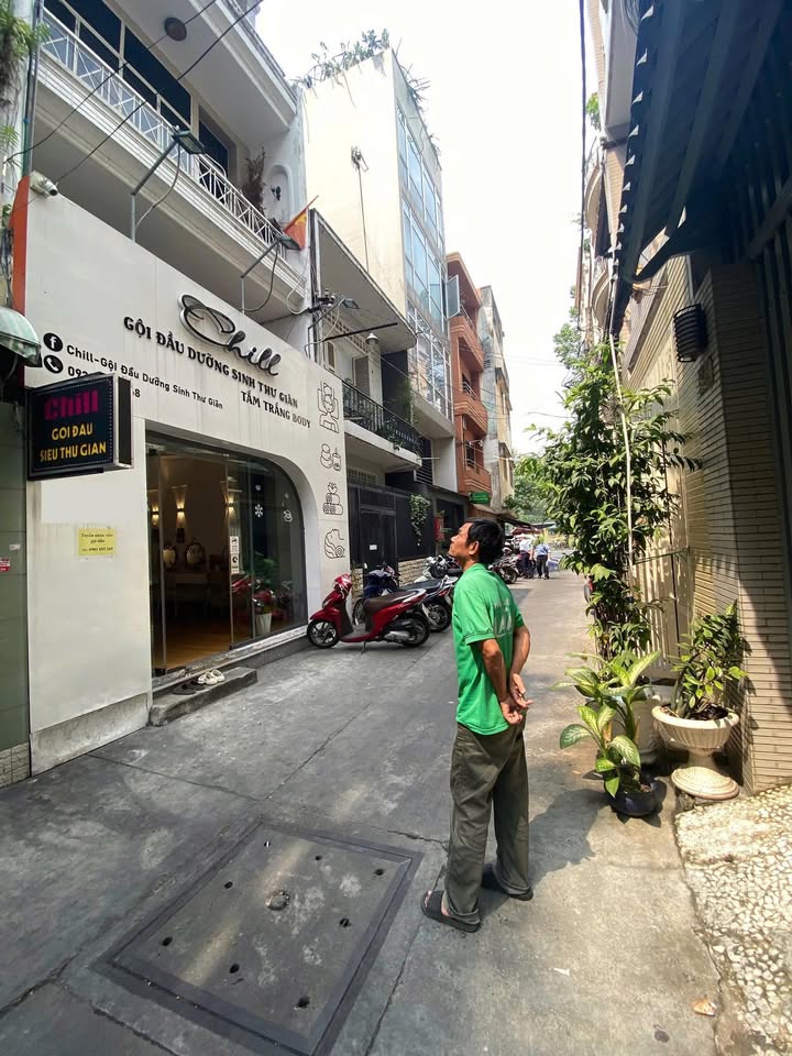 Nhà hẻm xe hơi đường 3/2, Phường 11, Quận 10 - Diện tích 61m² - Kinh doanh tuyệt vời!