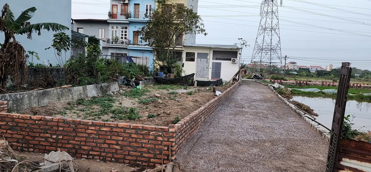 Đất nền lô góc Văn Bình, Thường Tín 120m² giá 7.953 tỷ - Ô tô đỗ cửa, giao thông thuận lợi!