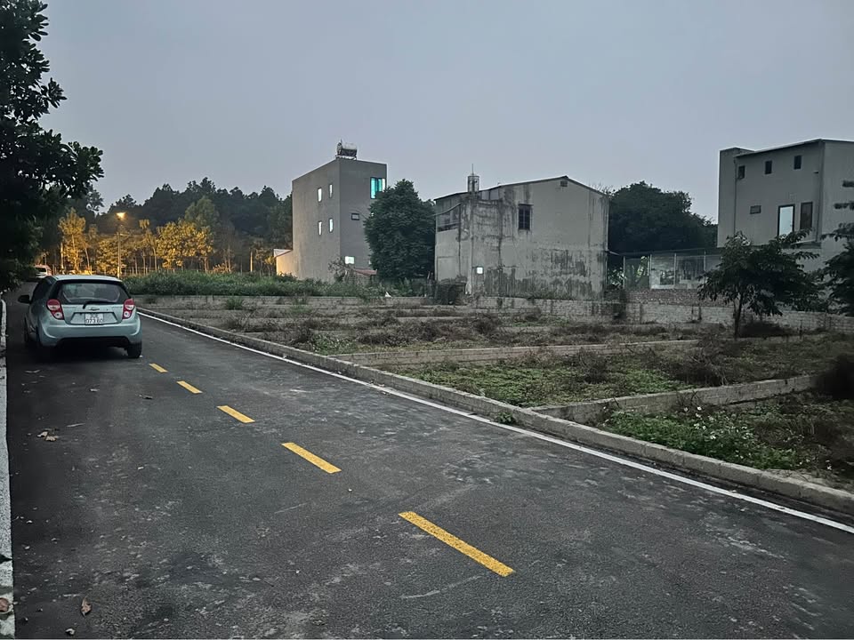 Đất ở đô thị phường Xuân Khanh - Sơn Tây 107m² giá chỉ 1.95 tỷ - Cơ hội đầu tư hấp dẫn!