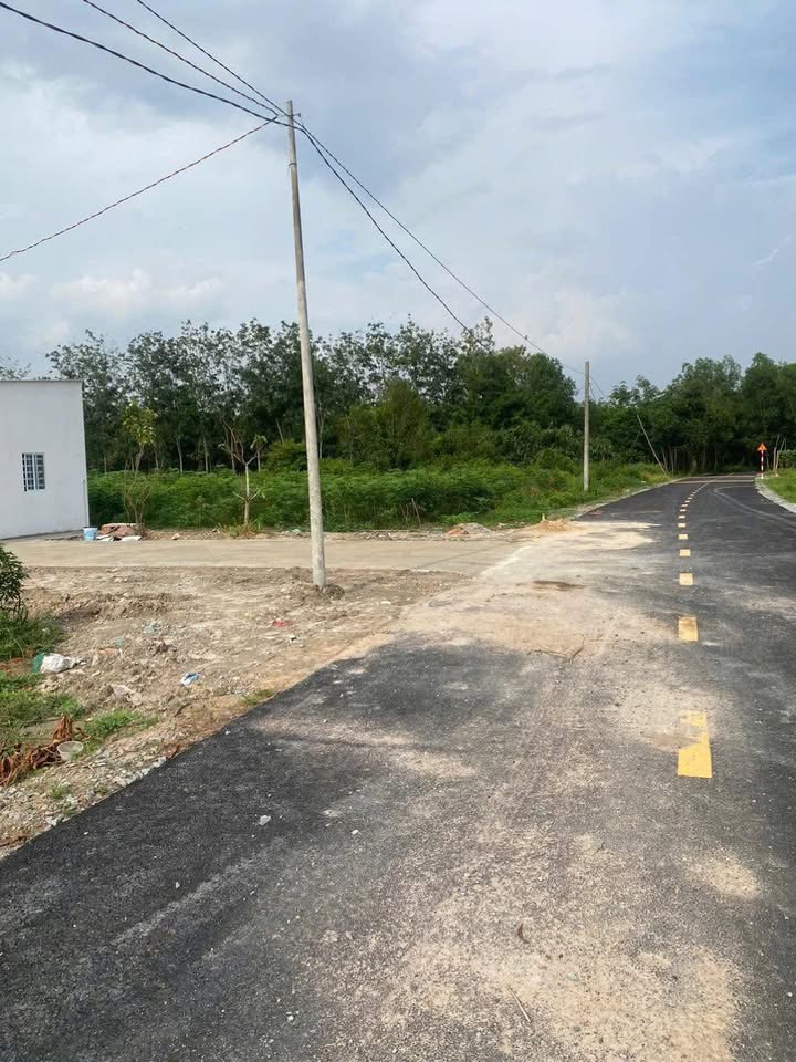 Đất nền Nhựa Lai Uyên Bàu Bàng 1000m² giá chỉ 999 triệu - Cơ hội đầu tư tuyệt vời!