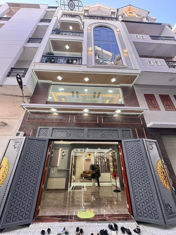 Townhouse 443 Nguyễn Phúc Chu Tân Bình 66m² Giá 13.6 tỷ - Siêu phẩm không thể bỏ lỡ!
