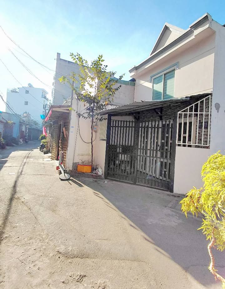 Nhà hẻm xe tải đường Huỳnh Thị Hai, Quận 12, 44m² giá 3 tỷ - An ninh, dân trí cao!