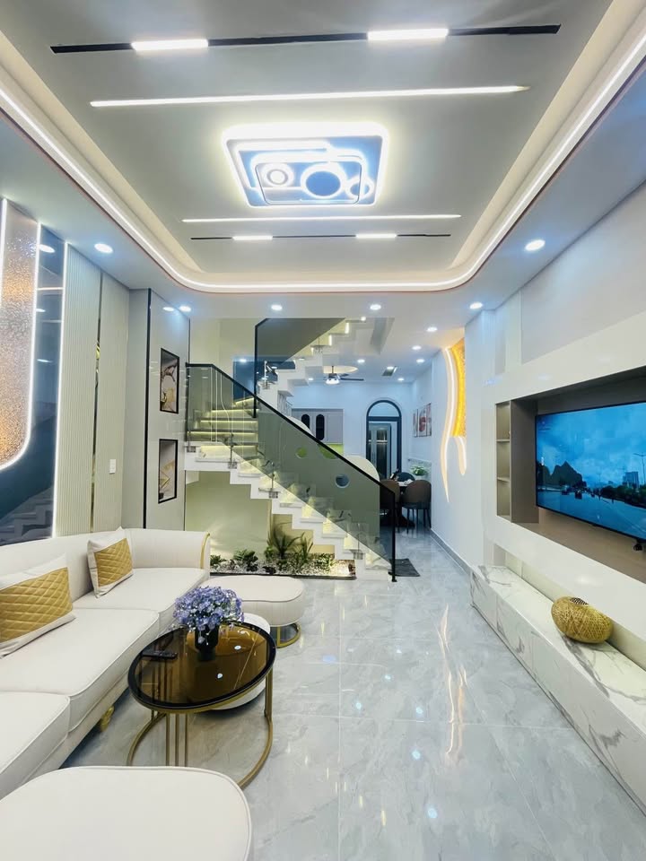 Nhà mới xây mặt tiền Đỗ Thúc Tịnh, Gò Vấp 45m² giá 5.85 tỷ - Sẵn sàng ở ngay!