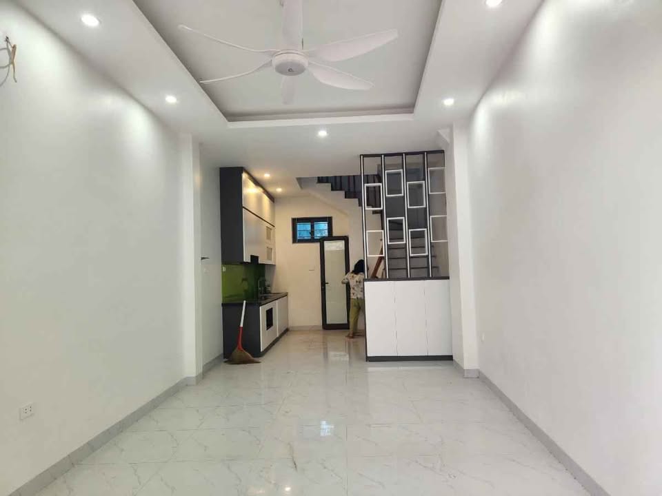 Nhà 5 tầng Cầu Cốc Tây Mỗ 35m² giá 7.1 tỷ - Cơ hội hiếm có cho gia đình trẻ!
