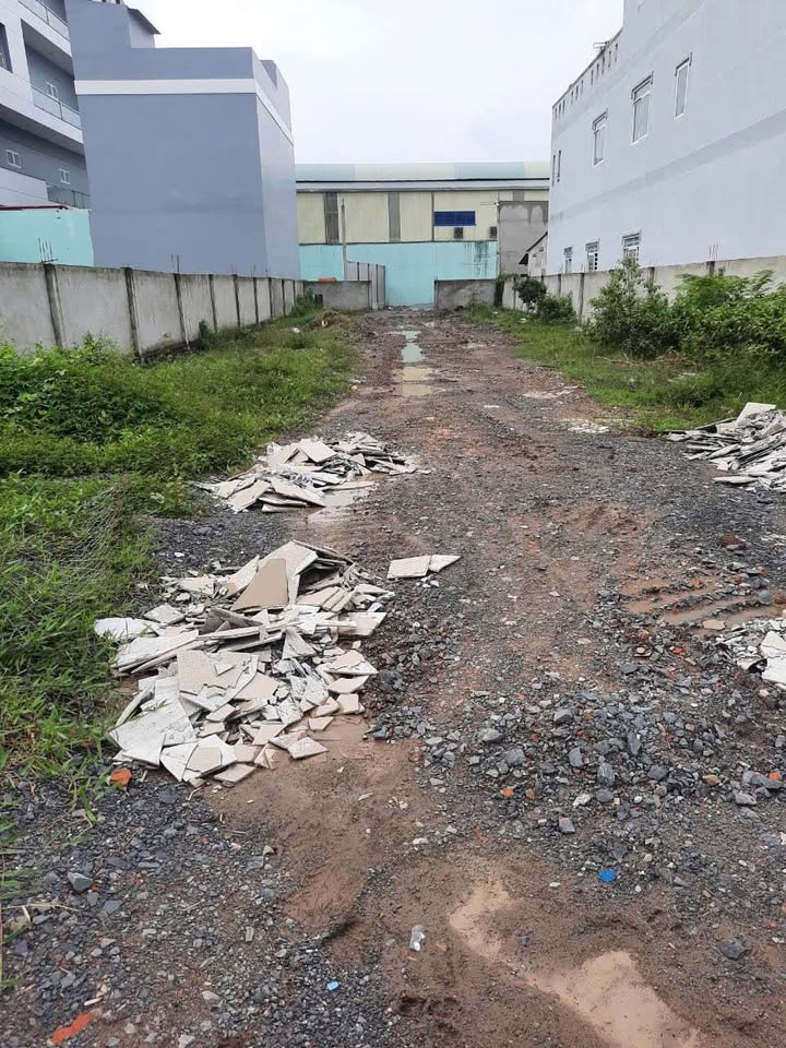 Đất nền Tân Phú 600m² giá 7 tỷ - Đường xe tải thuận tiện!