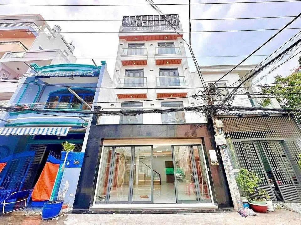 Nhà phố Quận Bình Tân 60m² giá 8.1 tỷ - Thiết kế hiện đại, tiện nghi