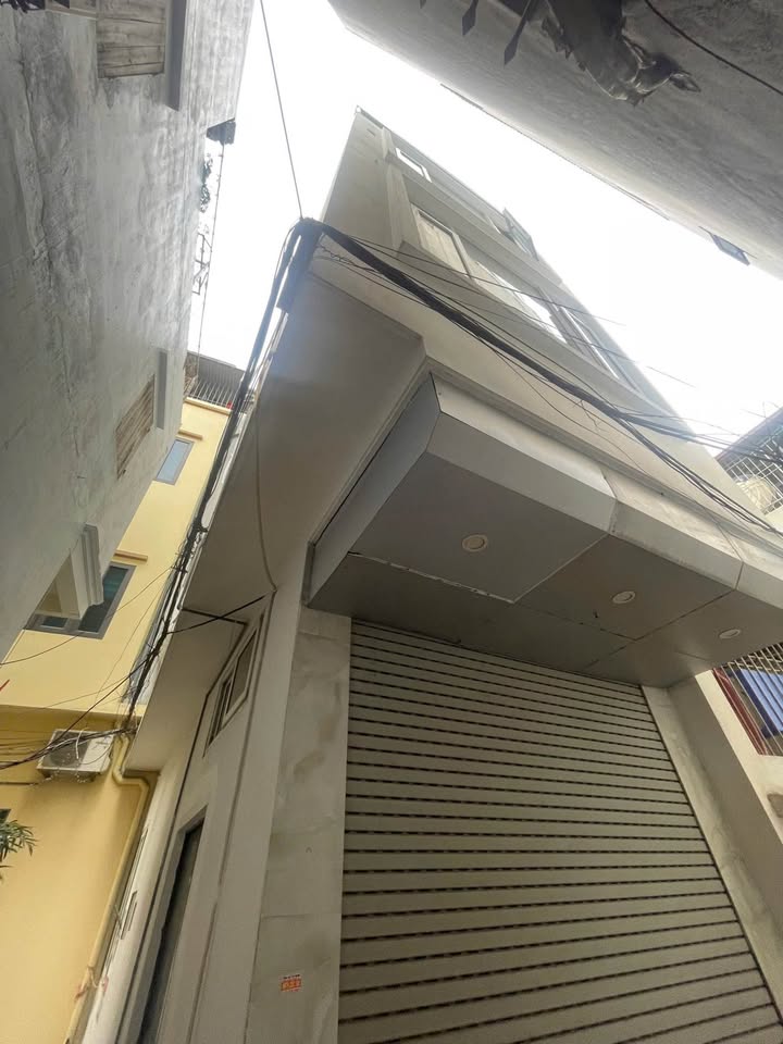 Nhà lô góc 3 tầng Đường Bà Triệu, Hà Đông 32m² giá 7.2 tỷ - Đầu tư sinh lời!