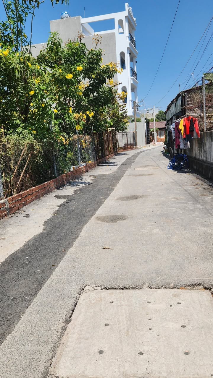 Đất nền 75m² Đường 102, Phường Tăng Nhơn Phú A chỉ 4.85 tỷ - Tiềm năng đầu tư lớn!