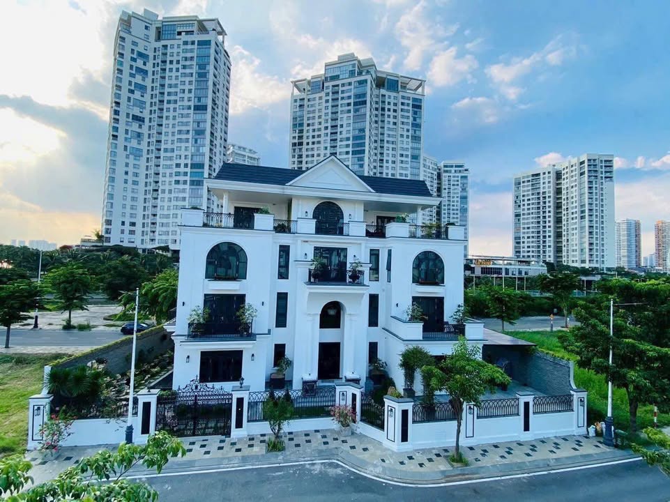 Townhouse Villa Compound Mystery - Đảo Kim Cương 126m² giá 36 tỷ - Cơ hội đầu tư hiếm có!