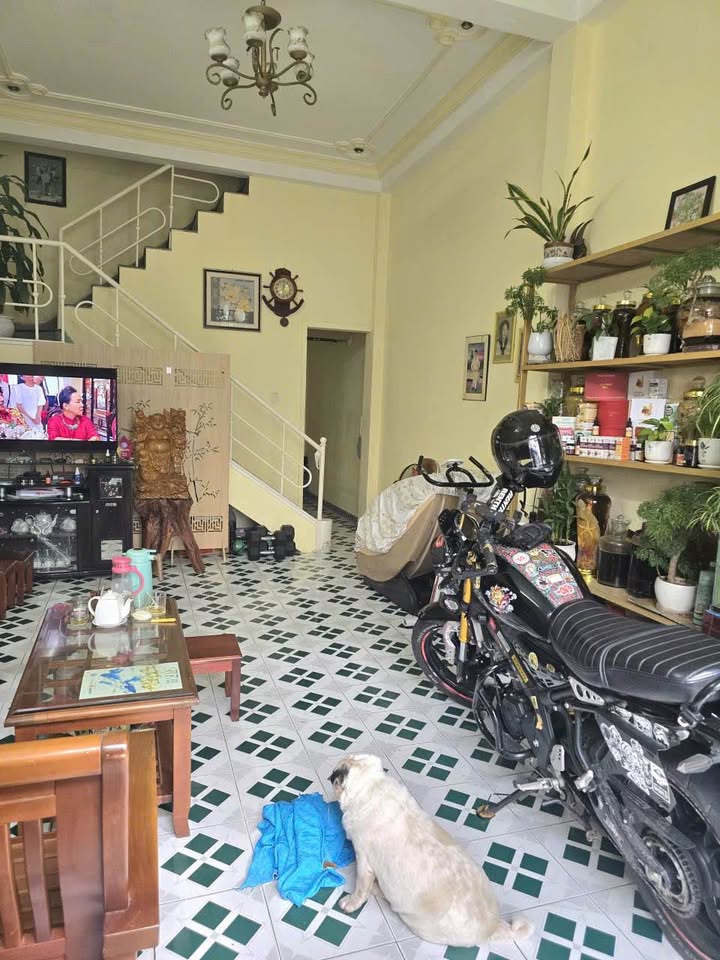 Nhà mặt tiền đường Hòa Cường, Quận Ngũ Hành Sơn, 60m² - Tiện ích đầy đủ, giá chỉ 6.9 tỷ!