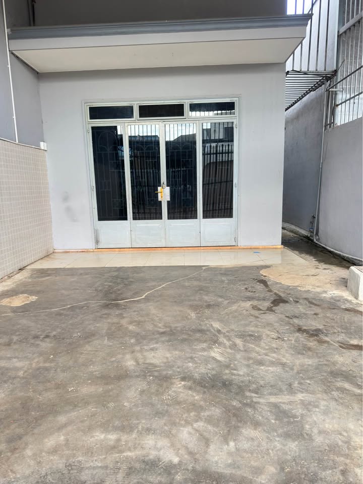 Nhà cấp 4 hẻm 831, Quốc Lộ 20, 160m² giá chỉ 3 tỷ - Cơ hội đầu tư tuyệt vời!