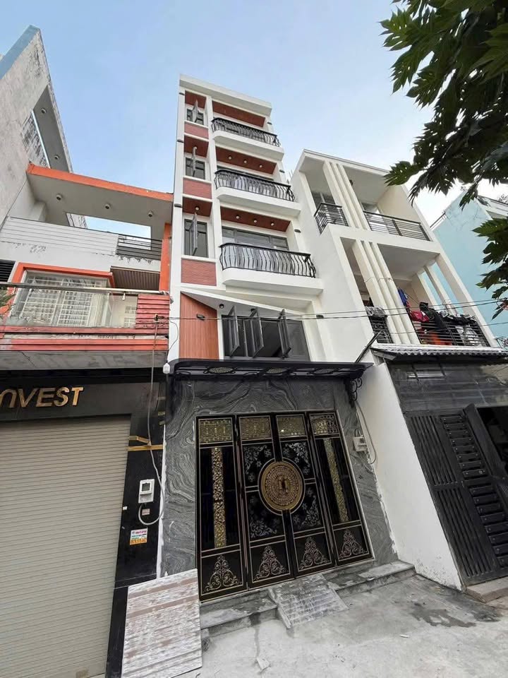 Nhà phố 1/ đường số 11 BHH, Bình Tân 414m² giá 7.7 tỷ - Hẻm thông rộng, tiện ích đầy đủ!