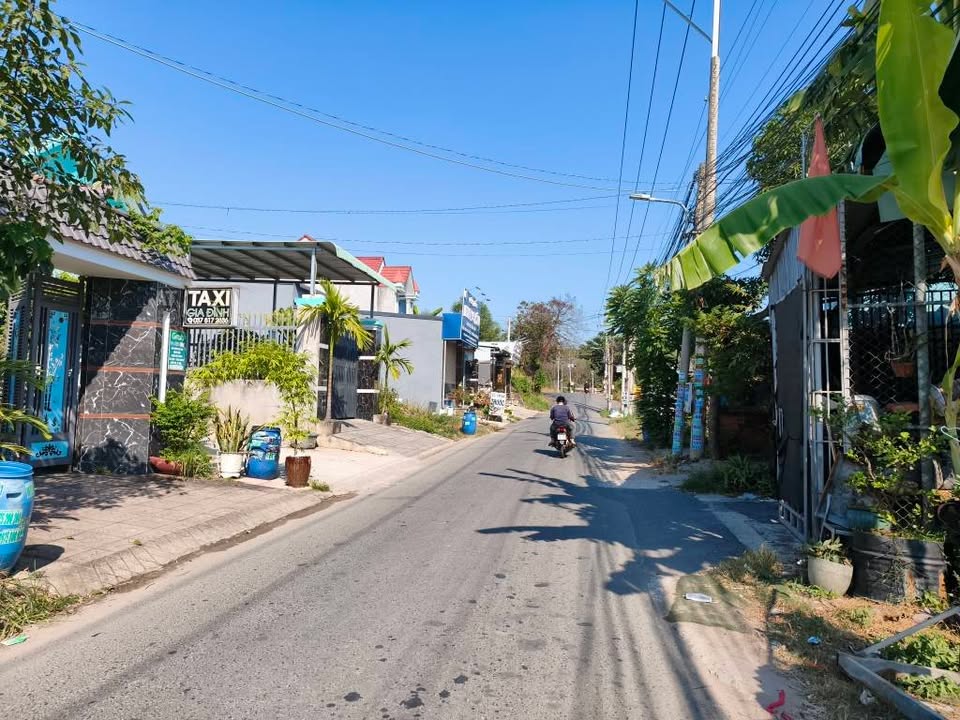 Đất mặt tiền đường Nhựa Phường Hòa Lợi 120m² giá 1.5 tỷ - Đầu tư sinh lời ngay!