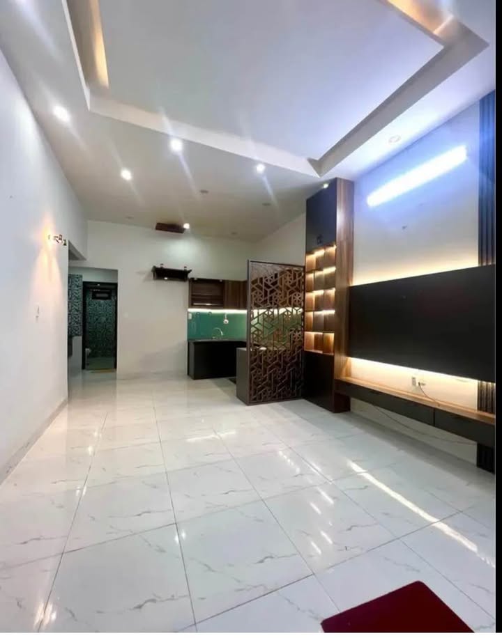 Nhà mặt tiền đường Nguyễn Văn Linh, Đà Nẵng 55m² giá 6.5 tỷ - Kinh doanh tốt