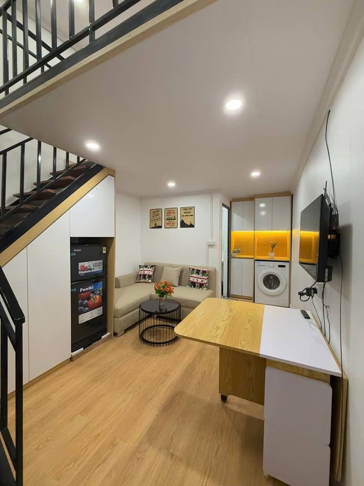 Đất nền Gia Lâm 24m² giá 2 tỷ - Sổ đỏ chính chủ, sẵn sàng giao dịch!