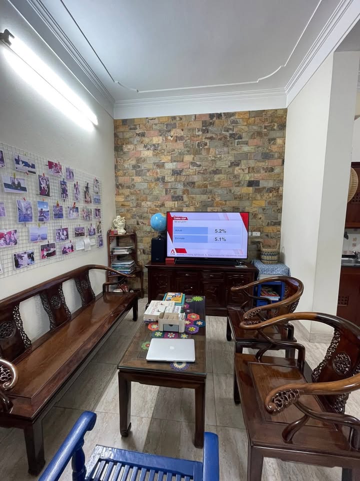 Nhà 4 tầng Tứ Hiệp, Thanh Trì 40m² chỉ 5.3 tỷ - Bán gấp cho ông chú lớn tuổi!