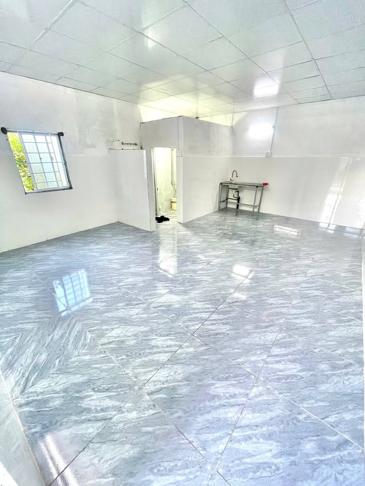 Phòng trọ mới xây tại Kiệt 244 Trần Đại Nghĩa, 3 triệu/tháng - Sân vườn rộng rãi!