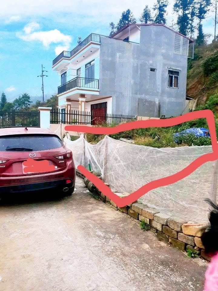 Đất nền Phường Sa Pa 120m² giá 1.8 tỷ - Sổ đỏ chính chủ, ô tô đỗ tận cửa!
