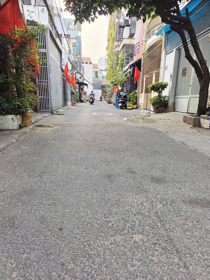 Nhà phố 44m² tại Thoại Ngọc Hầu, Quận Tân Phú - Giá chỉ 5.65 tỷ thương lượng nhẹ!