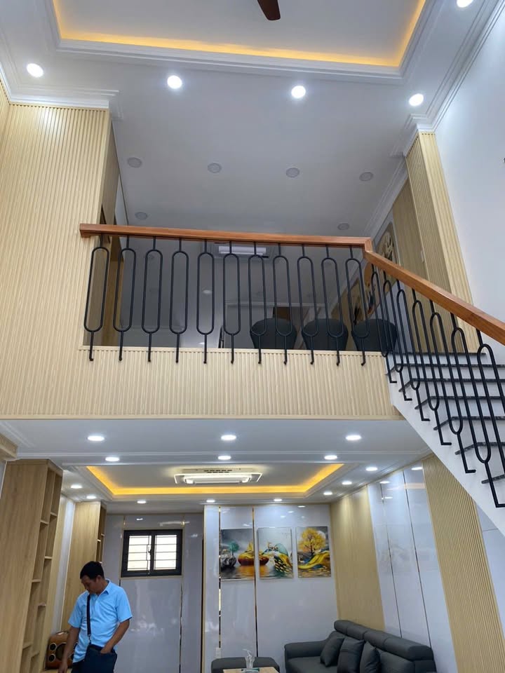 Nhà bán hẻm 409 Trung Mỹ Tây, Quận 12, 44m² giá 5.6 tỷ - Sẵn sàng vào ở ngay!
