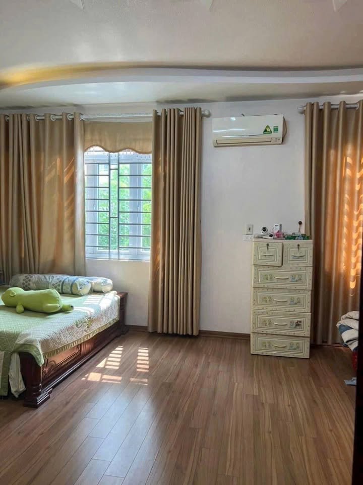 Nhà 3 tầng Phan Chu Trinh, Khai Quang, 140m² giá 13 tỷ - Sổ hồng chính chủ!