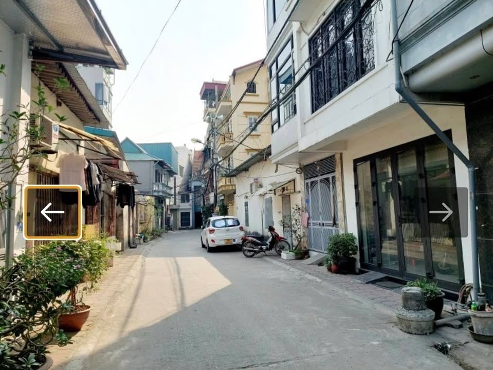 Nhà FrontHouse đường Nguyễn Khoái, phường Vĩnh Hưng, 30m² giá 6 tỷ - Kinh doanh cực tốt!