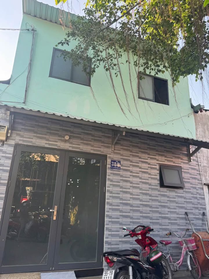 Nhà riêng tại Bà Điểm, Hóc Môn 36m² giá 850 triệu - Sân rộng thoáng