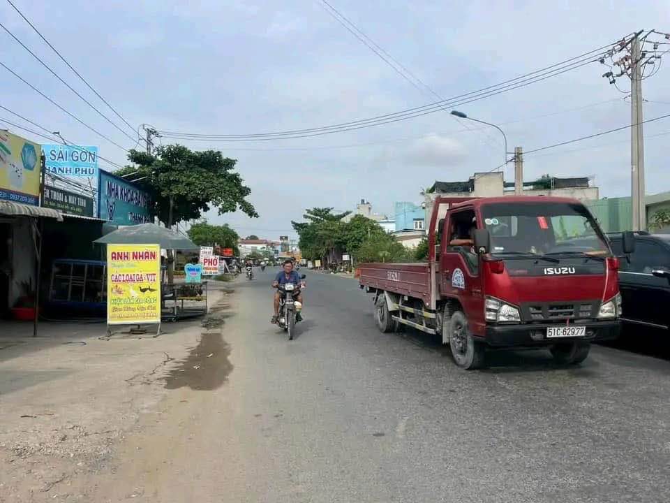 Đất nền mặt tiền Nguyễn Văn Siêu, Bến Lức 144m² giá 5.2 tỷ - Vị trí kinh doanh sầm uất!