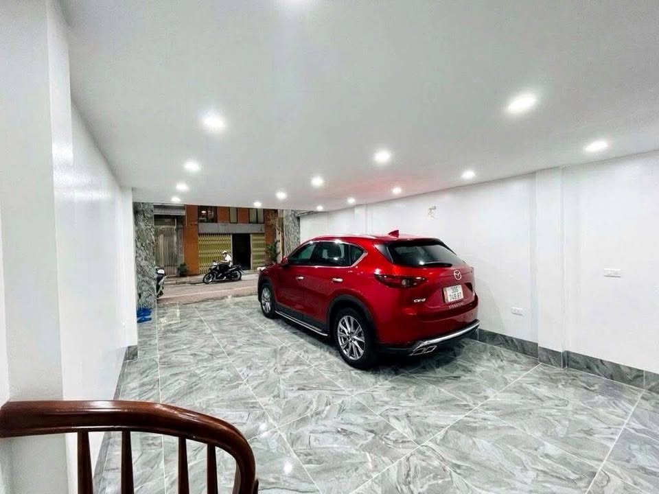 Nhà phố Nguyễn Văn Cừ Long Biên 62m² giá 15 tỷ - Kinh doanh lý tưởng!