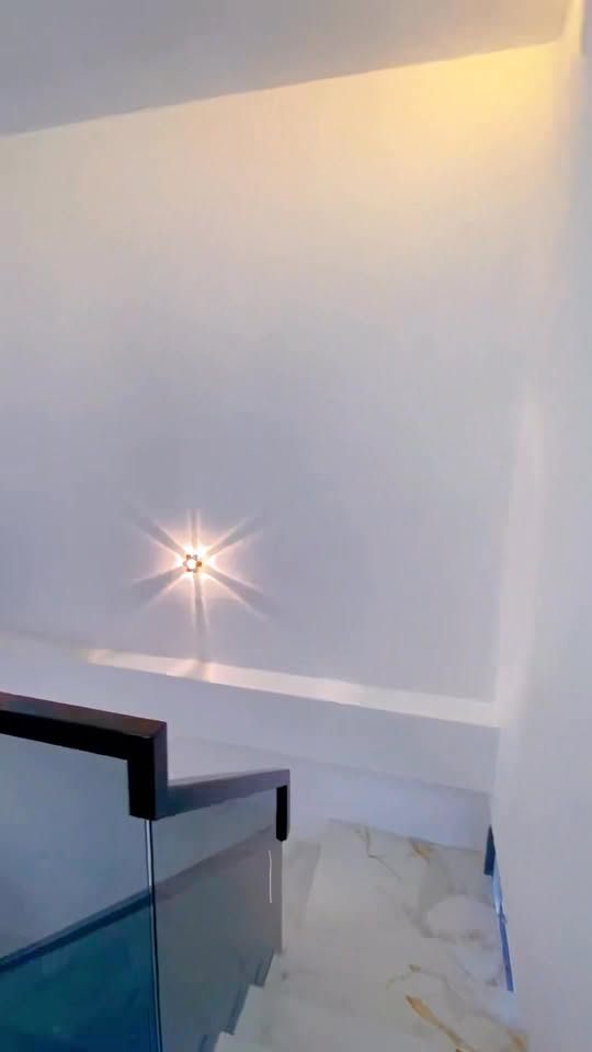 Nhà phố hiện đại xã Hưng Long 150m² giá thỏa thuận - Sổ hồng chính chủ