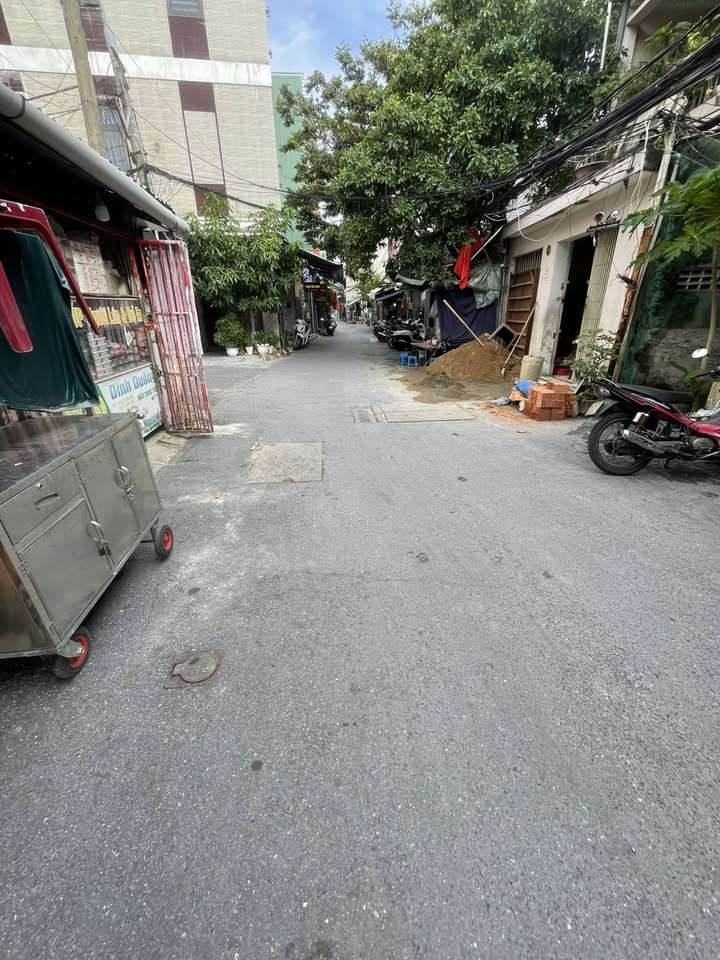 Nhà 2 tầng lô góc Cách Mạng Tháng 8, 96m² chỉ 4.09 tỷ - Hàng hiếm tại Đà Nẵng!