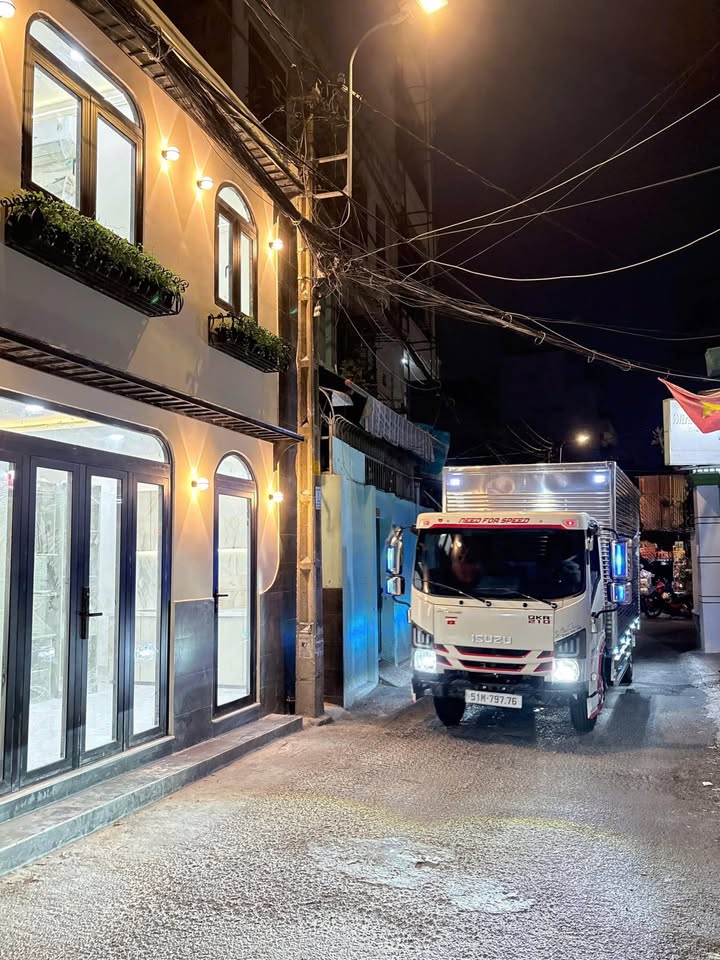 Nhà riêng Quận Bình Thạnh 30m² giá 5 tỷ - Hẻm xe tải thông thoáng!