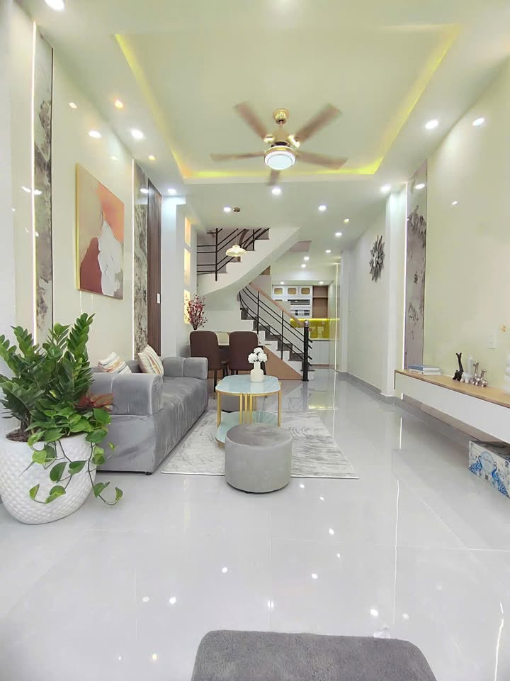 Nhà đẹp Lê Quang Định, Bình Thạnh 35m² giá chỉ 5.35 tỷ - Sẵn sàng vào ở ngay!